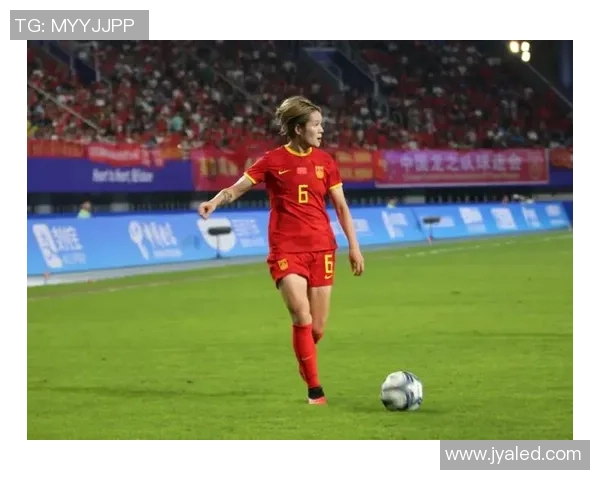 足球明星传奇发型女的时尚魅力与个性风采解析
