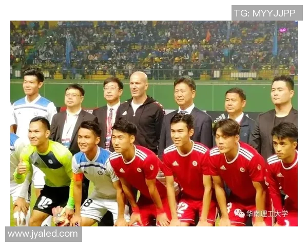 南京足球队在杯赛中的耐力表现分析与战术探讨