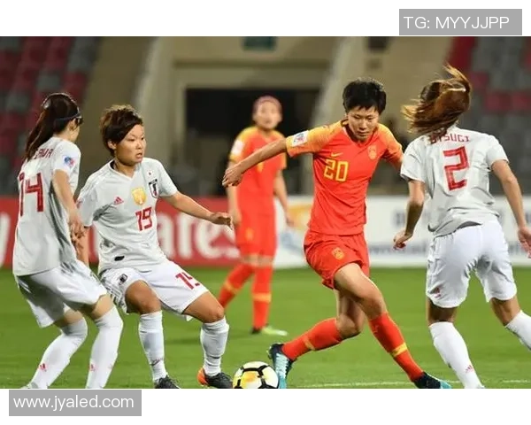 杭州羽毛球队在杯赛中的团队协作表现分析与启示