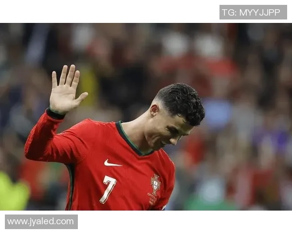 足球明星囧爷究竟是谁他在绿茵场上的传奇故事与个人魅力揭秘